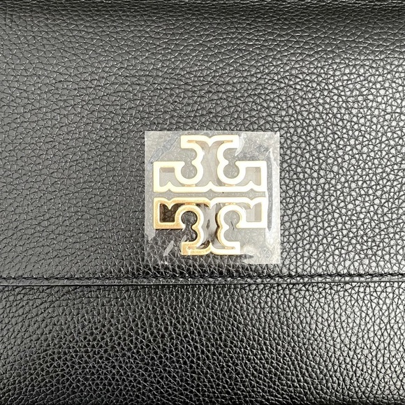 🆕 Authentic Tory Burch Britten Flap Shoulder Bag - Picture 3 of 10